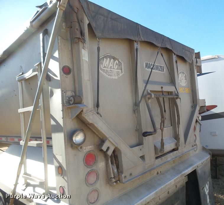 image for item DB1792 2004 MAC end dump trailer