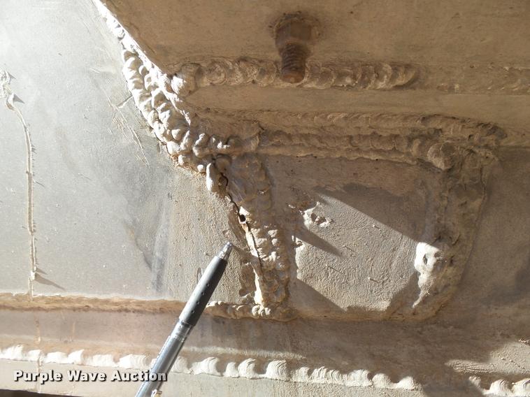 image for item DB1792 2004 MAC end dump trailer