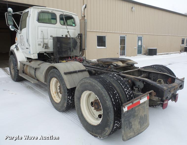 image for item DB2857 2007 Sterling A9500 semi truck