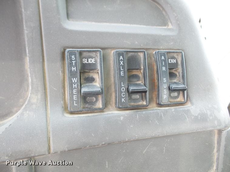 image for item DB2857 2007 Sterling A9500 semi truck