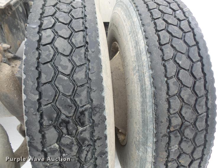 image for item DB2857 2007 Sterling A9500 semi truck