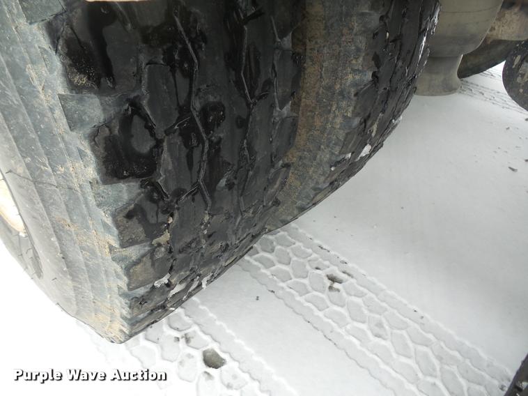 image for item DB2857 2007 Sterling A9500 semi truck