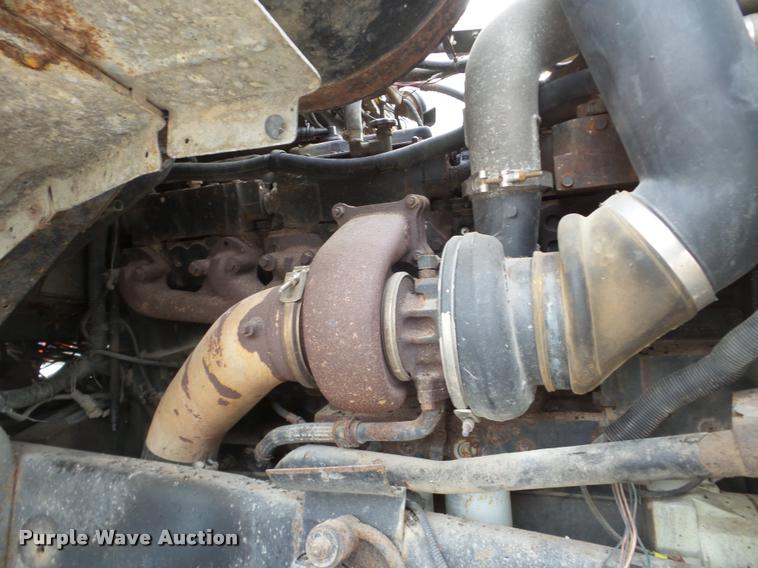 image for item DB5404 1994 Ford LTA9000 Aero Max 106 semi truck