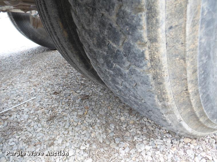 image for item DB5404 1994 Ford LTA9000 Aero Max 106 semi truck