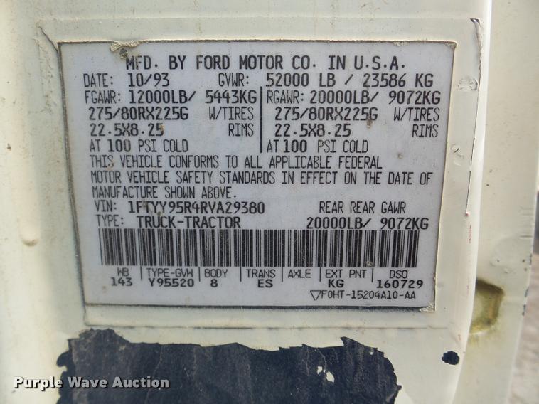 image for item DB5404 1994 Ford LTA9000 Aero Max 106 semi truck