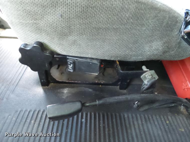 image for item J5452 2006 Freightliner Columbia semi truck