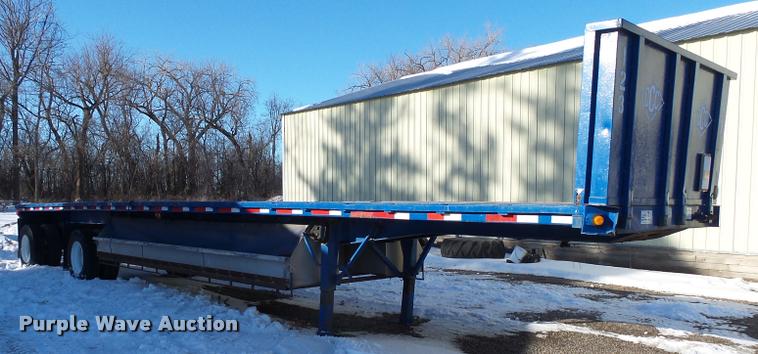 image for item J5453 1995 Great Dane flatbed trailer