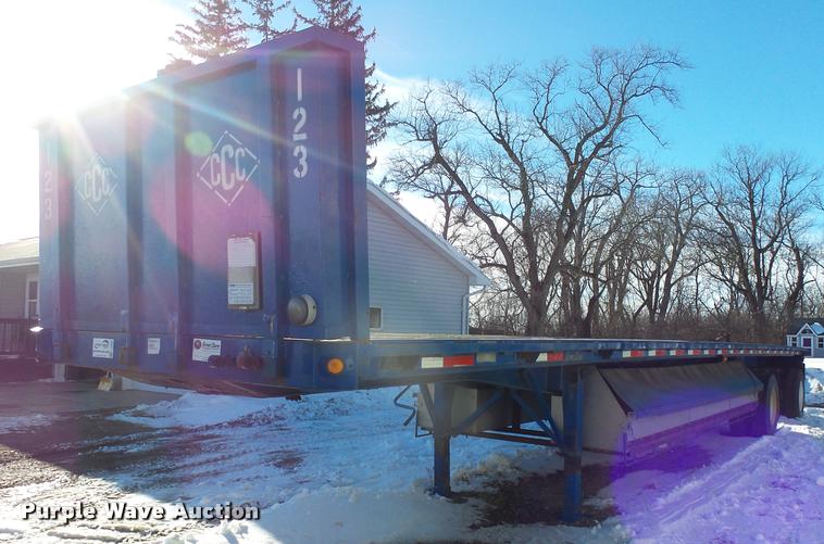 image for item J5453 1995 Great Dane flatbed trailer