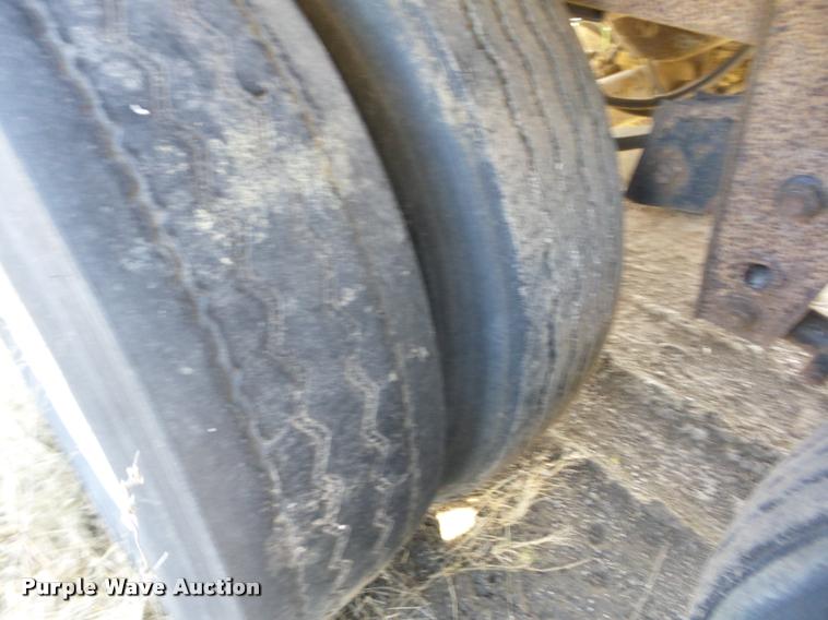 image for item J8667 1994 Utility V52R refrigerated van trailer