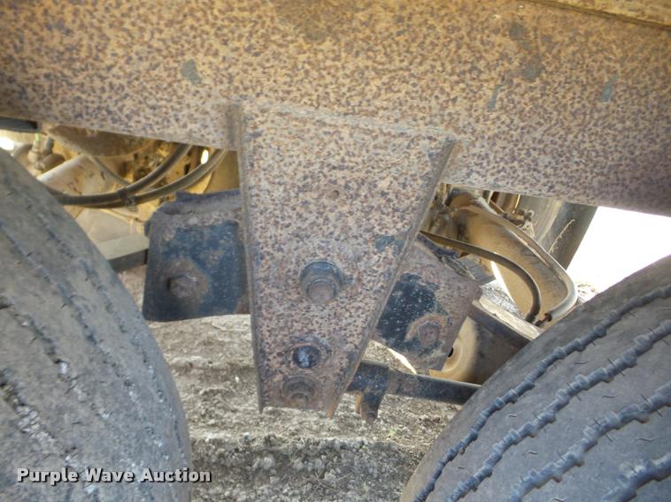 image for item J8667 1994 Utility V52R refrigerated van trailer