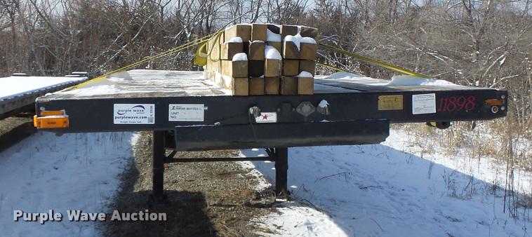 image for item K5506 2003 Transcraft TL-2000-W flatbed trailer
