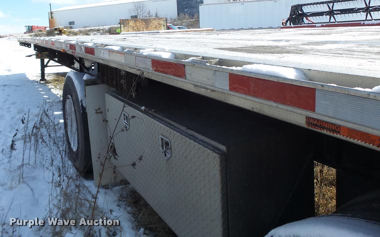 image for item K5506 2003 Transcraft TL-2000-W flatbed trailer