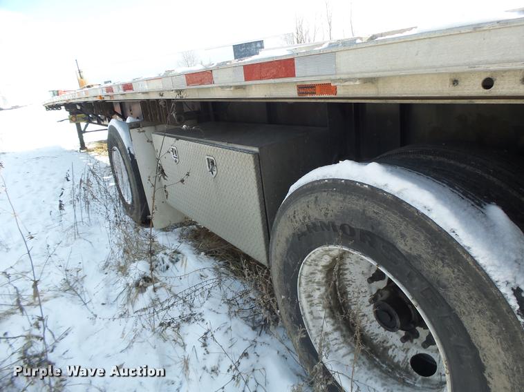 image for item K5506 2003 Transcraft TL-2000-W flatbed trailer
