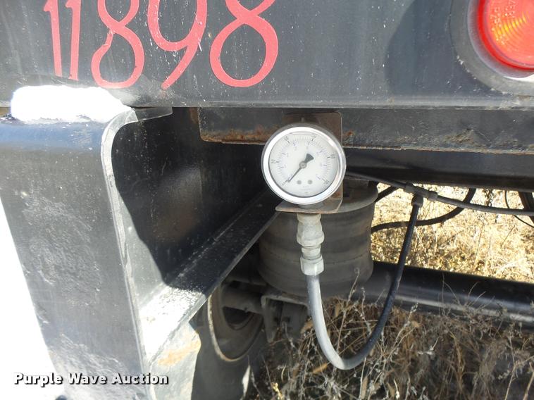 image for item K5506 2003 Transcraft TL-2000-W flatbed trailer