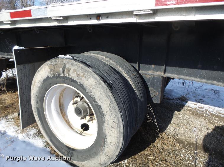 image for item K5506 2003 Transcraft TL-2000-W flatbed trailer