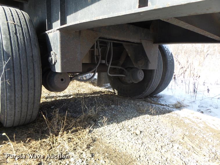 image for item K5506 2003 Transcraft TL-2000-W flatbed trailer