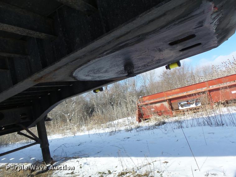 image for item K5506 2003 Transcraft TL-2000-W flatbed trailer