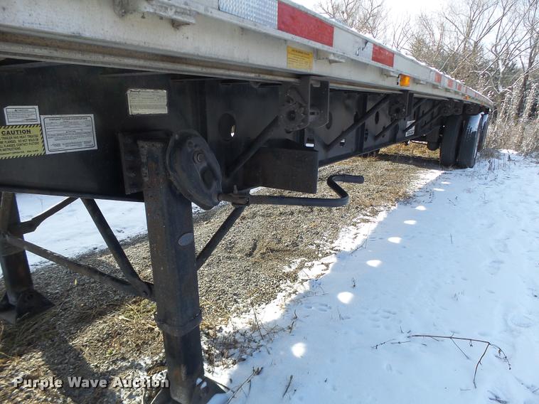 image for item K5506 2003 Transcraft TL-2000-W flatbed trailer