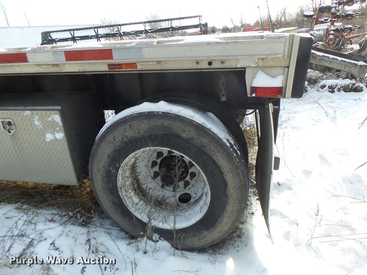 image for item K5506 2003 Transcraft TL-2000-W flatbed trailer