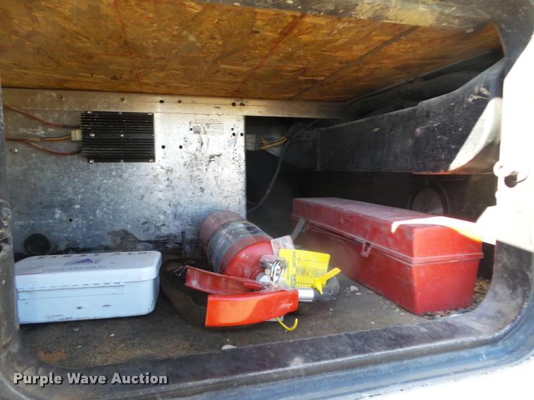 image for item L4224 2001 Mack CX613 Vision semi truck