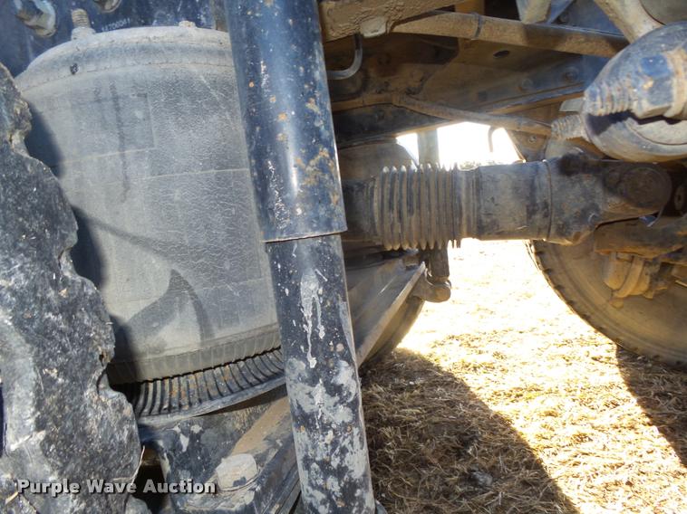 image for item L4224 2001 Mack CX613 Vision semi truck