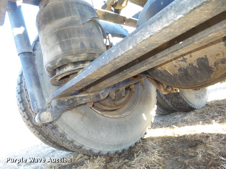 image for item L4224 2001 Mack CX613 Vision semi truck