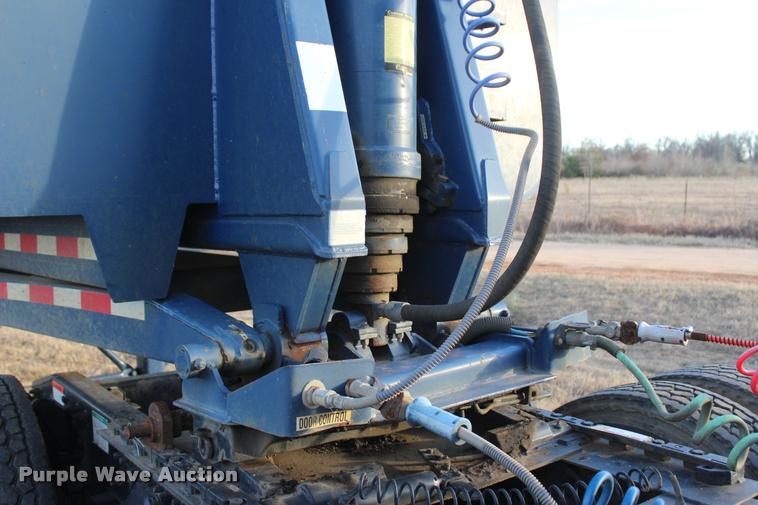 image for item L4944 2006 CPS TSD-39 end dump trailer