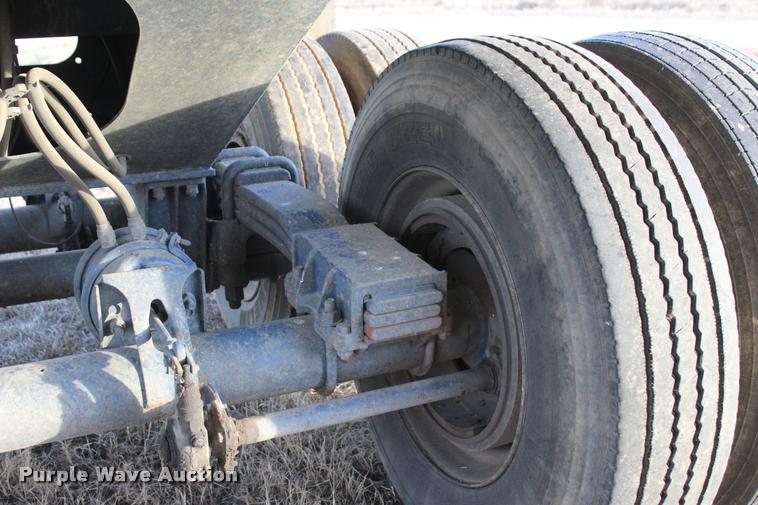 image for item L4944 2006 CPS TSD-39 end dump trailer