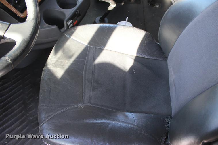 image for item L4945 2010 International ProStar Eagle semi truck