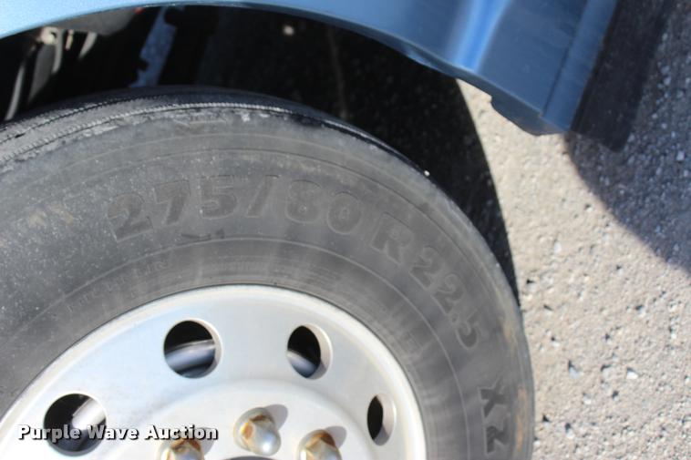 image for item L4945 2010 International ProStar Eagle semi truck