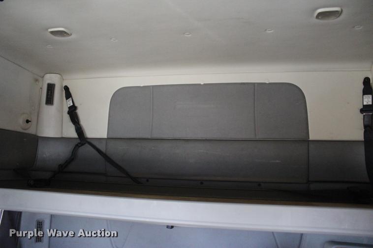 image for item L4946 2010 International ProStar Eagle semi truck