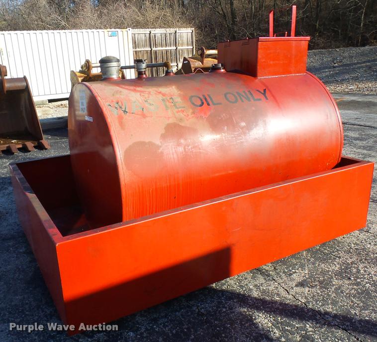 image for item AV9750 Waste oil storage tank