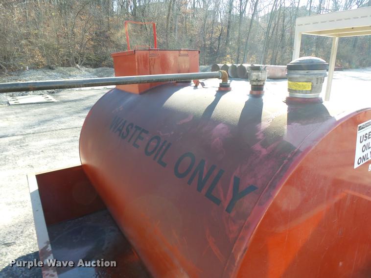 image for item AV9750 Waste oil storage tank