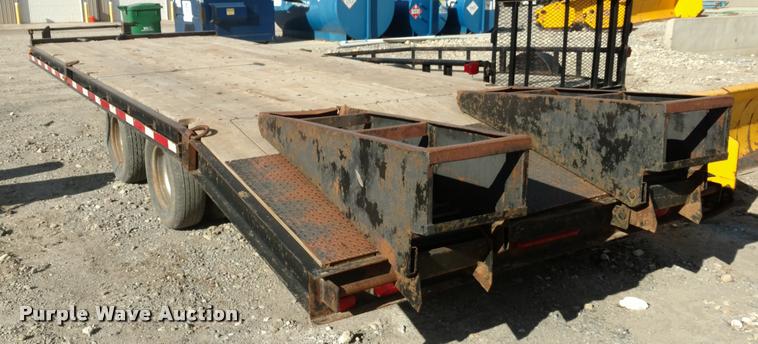 image for item BU9890 1992 Trail-Eze equipment trailer