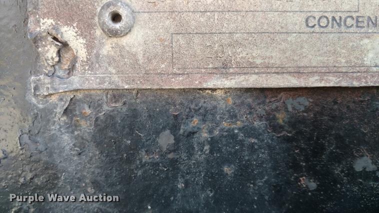 image for item BU9890 1992 Trail-Eze equipment trailer