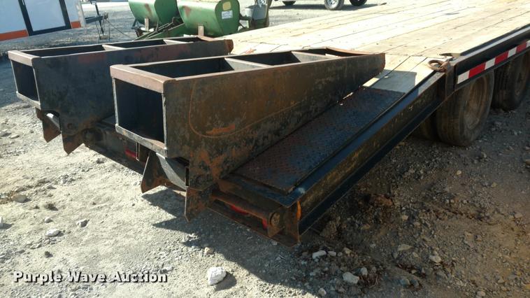 image for item BU9890 1992 Trail-Eze equipment trailer