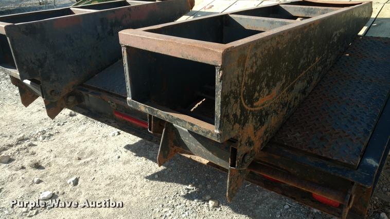 image for item BU9890 1992 Trail-Eze equipment trailer