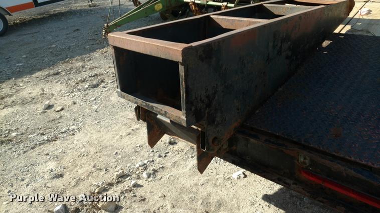 image for item BU9890 1992 Trail-Eze equipment trailer