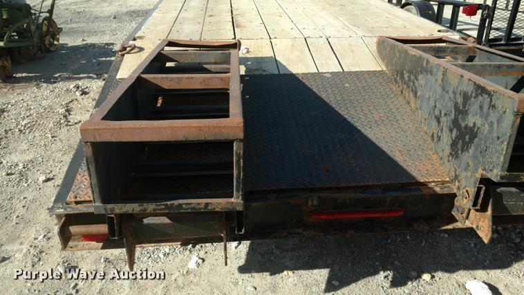 image for item BU9890 1992 Trail-Eze equipment trailer