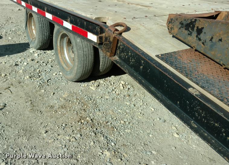 image for item BU9890 1992 Trail-Eze equipment trailer