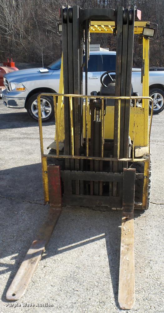 image for item CC9053 Hyster forklift