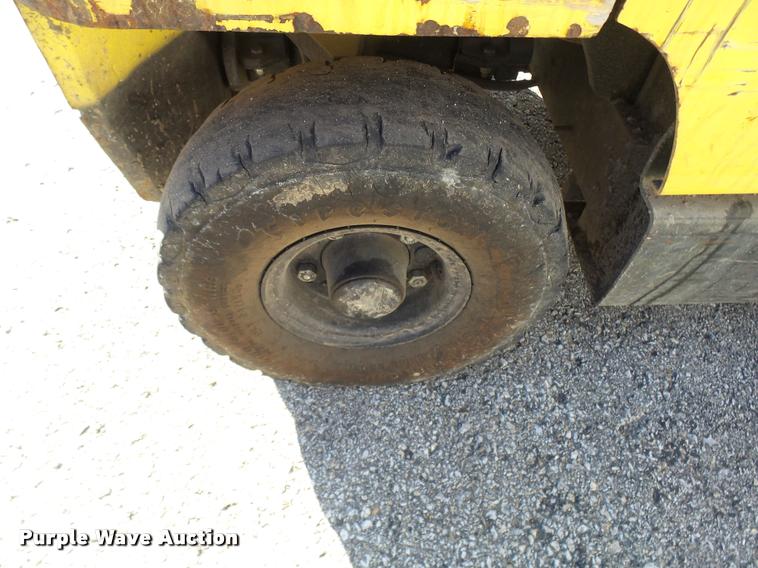 image for item CC9053 Hyster forklift