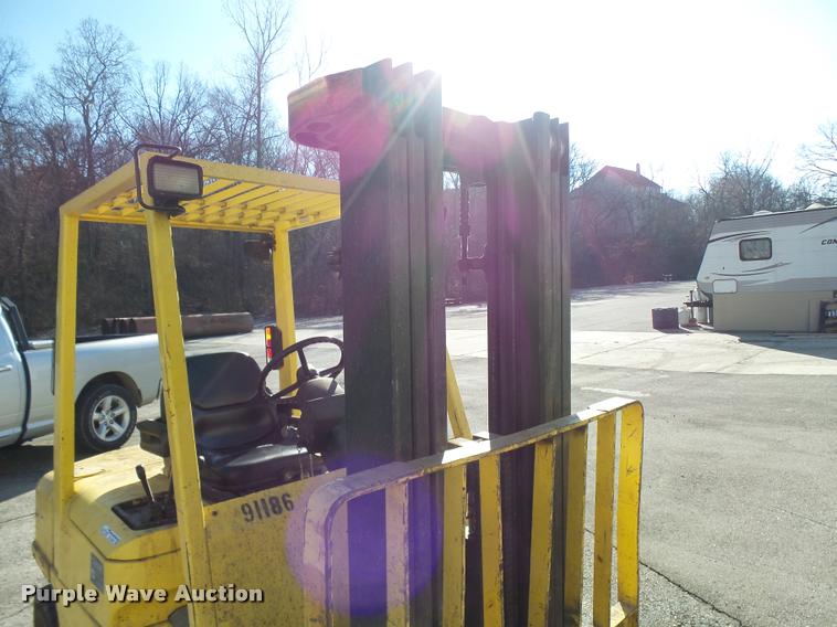 image for item CC9053 Hyster forklift