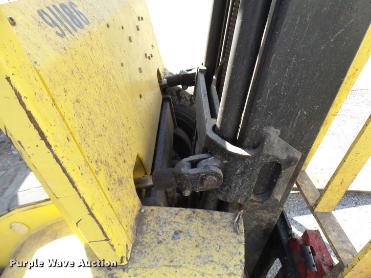 image for item CC9053 Hyster forklift