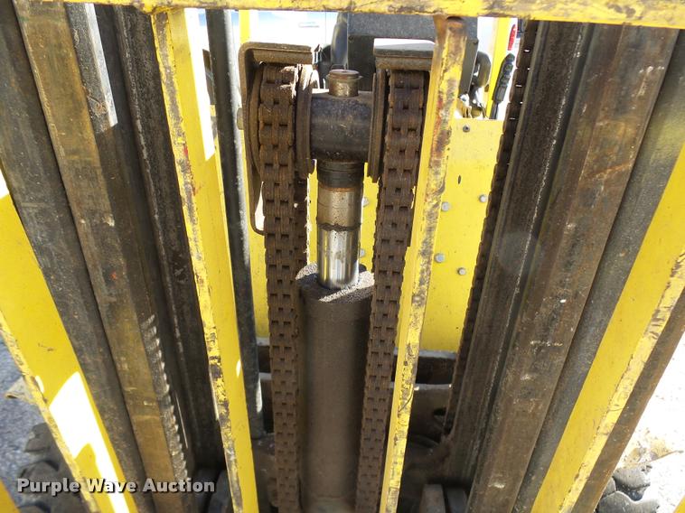 image for item CC9053 Hyster forklift