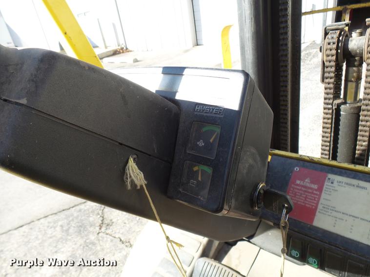 image for item CC9053 Hyster forklift