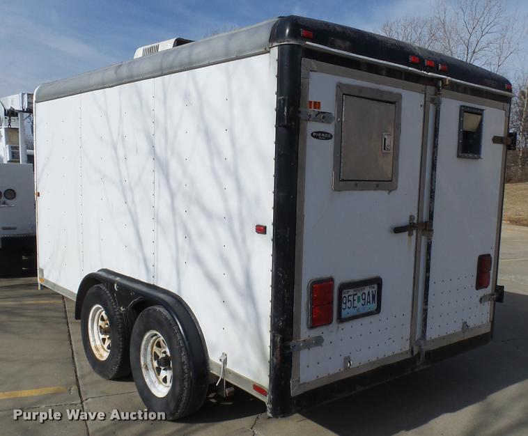 image for item CC9055 1992 Wells Cargo enclosed cargo trailer