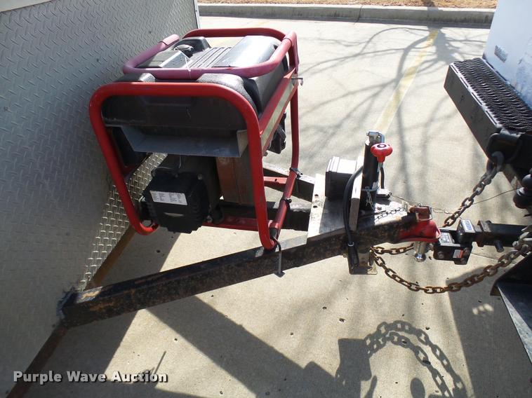 image for item CC9055 1992 Wells Cargo enclosed cargo trailer