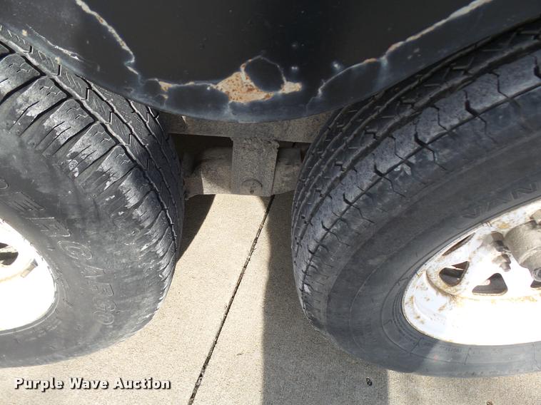 image for item CC9055 1992 Wells Cargo enclosed cargo trailer