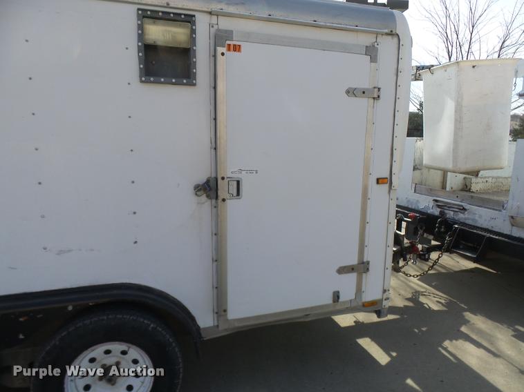 image for item CC9055 1992 Wells Cargo enclosed cargo trailer